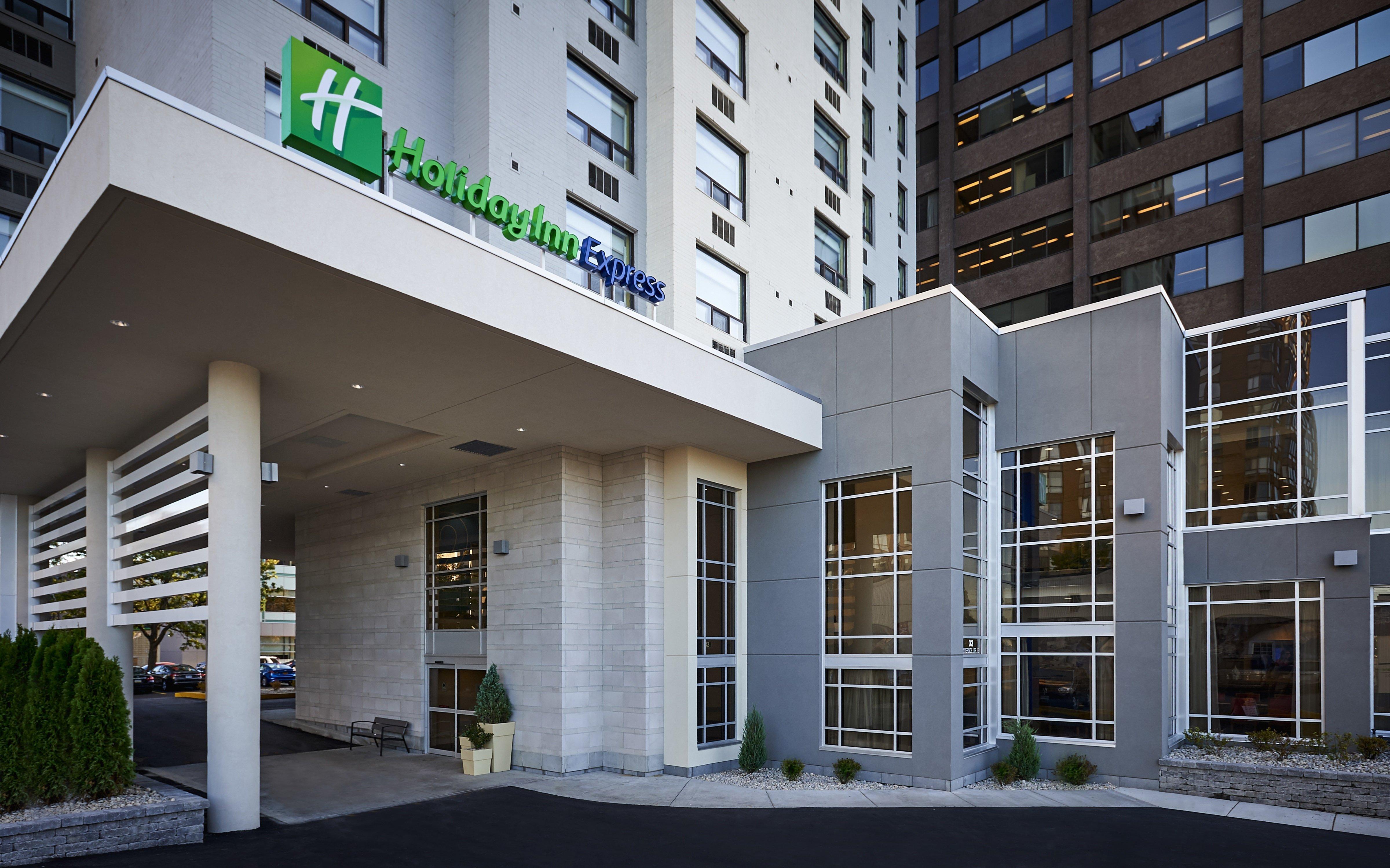 Holiday Inn Express Windsor Waterfront By Ihg Екстер'єр фото